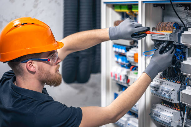 Best Affordable Emergency Electrician  in Newport News, VA